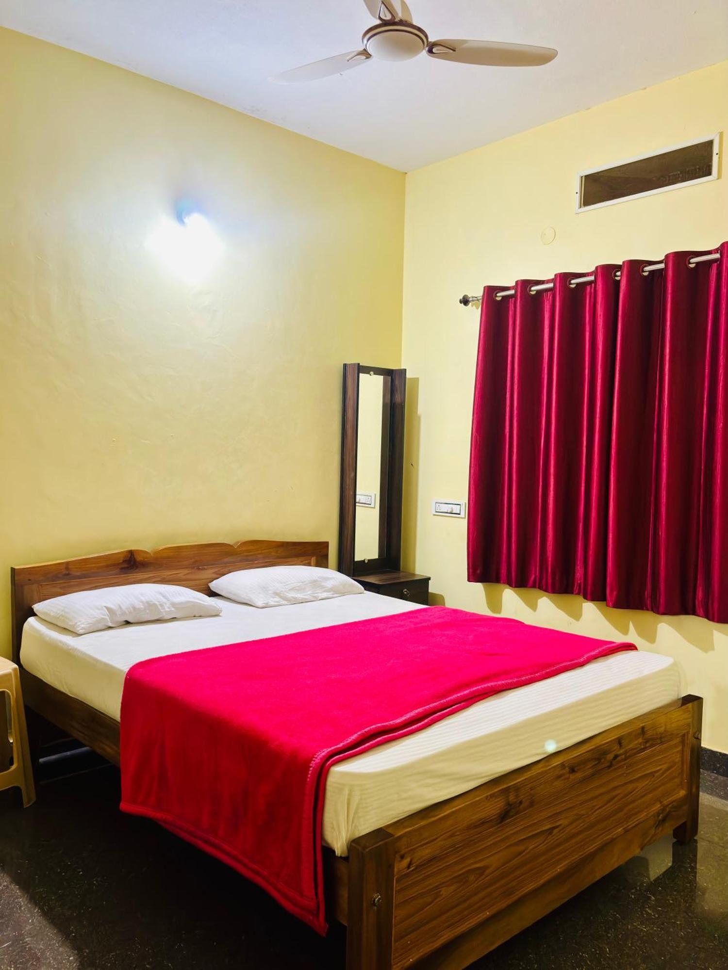 Mungaru Homestay, Talaguppa 萨格尔 外观 照片